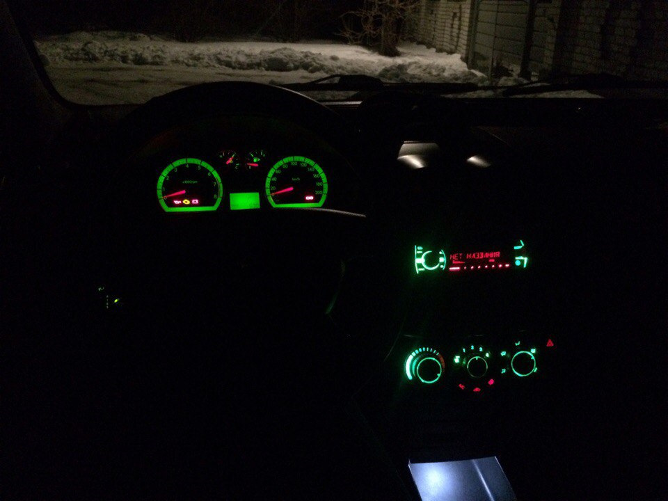Освітлення нижньої кишені або ambiente light в Aveo! 1