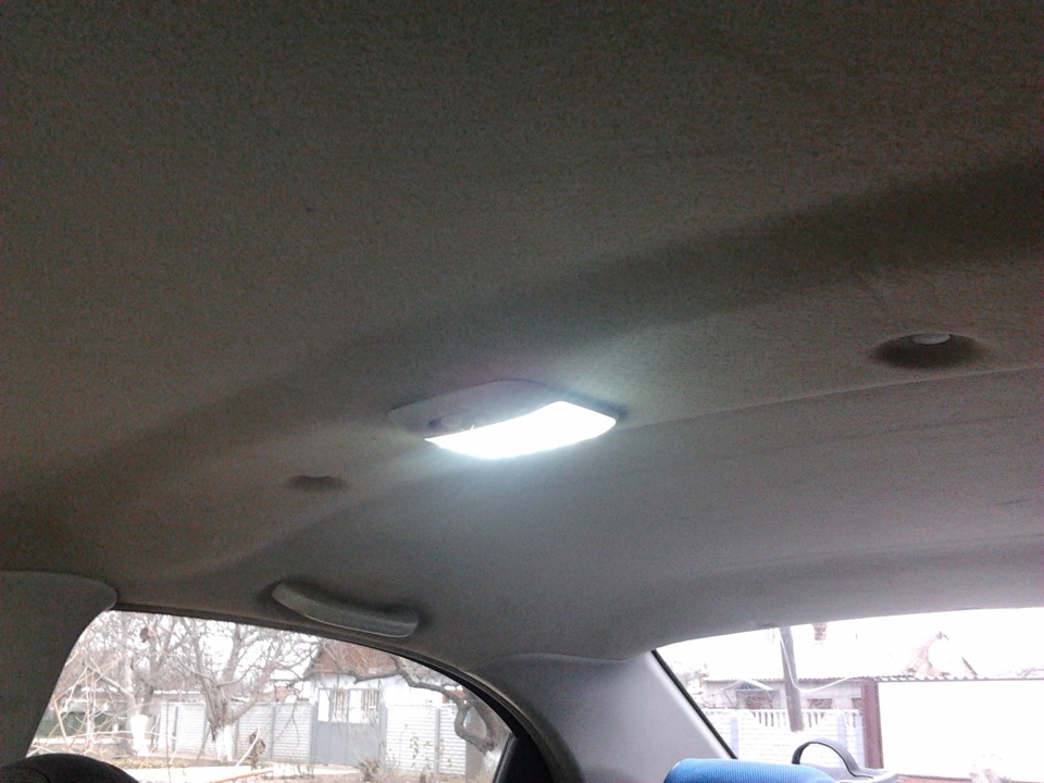 плафон пасажирам 1