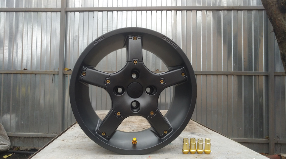 MOMO tuner R15 1