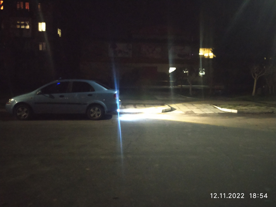 Найяскравіше заднє світло Авео. 4
