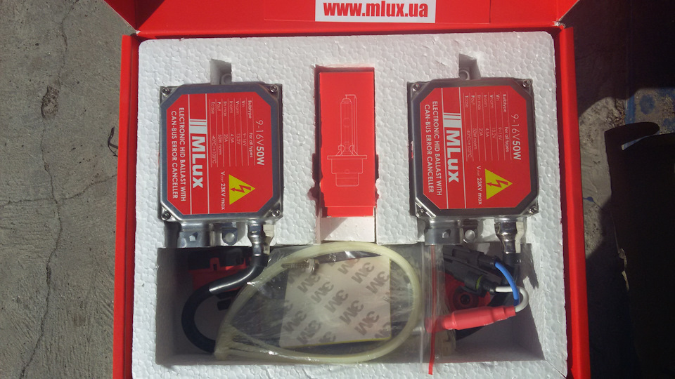 Бі-ксенон MLux з лампами D2S 50W 5000 k 4