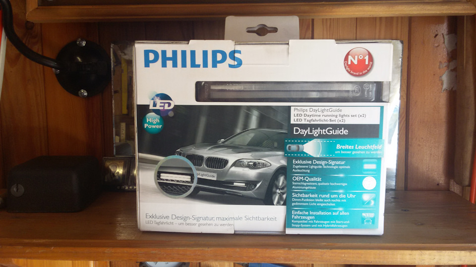 DRL PHILIPS день ніч у радіаторні грати 1