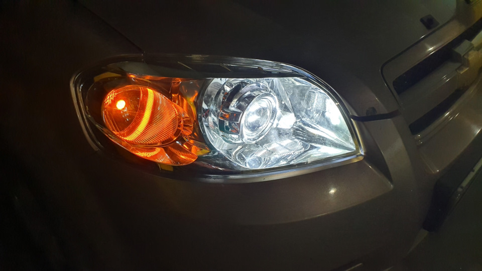 Bi LED 1