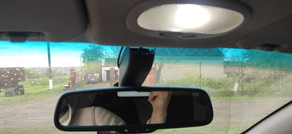#2 Дзеркало заднього виду від Captiva з функцією авто затемнення 5