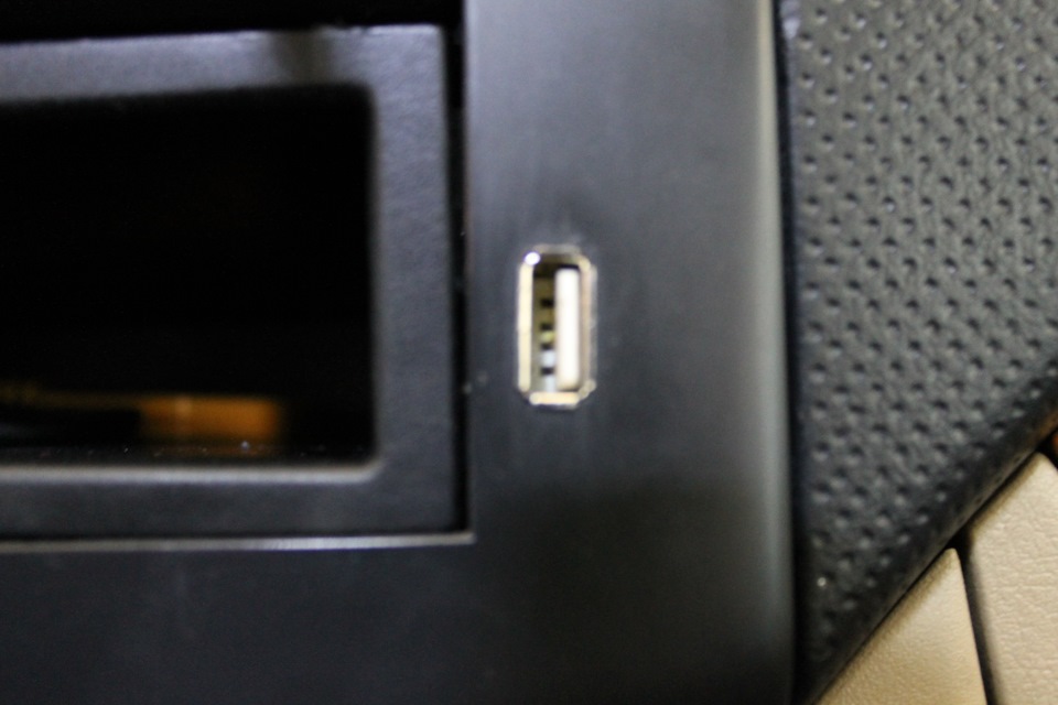 USB заряджання 3