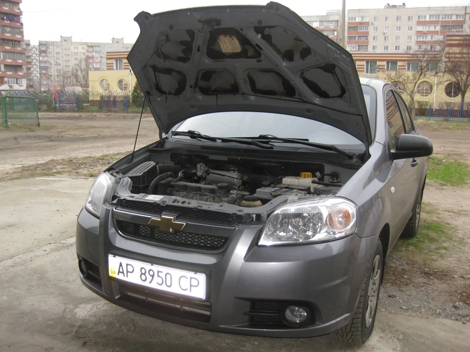 Усунув шум у двигуні