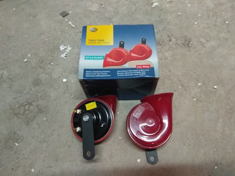 Заміна штатного сигналу на Hella 3FH 007 424-801 1