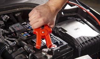 INFO Обслуговування та заряджання акумулятора автомобіля 2