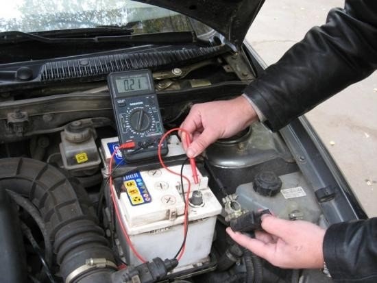 Info Перевіряємо витік струму в ланцюгу автомобіля! 1