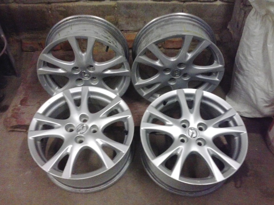 R16 mazda 2 1