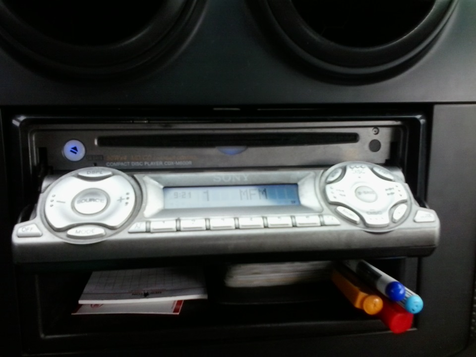 Sony cdx m670r 3