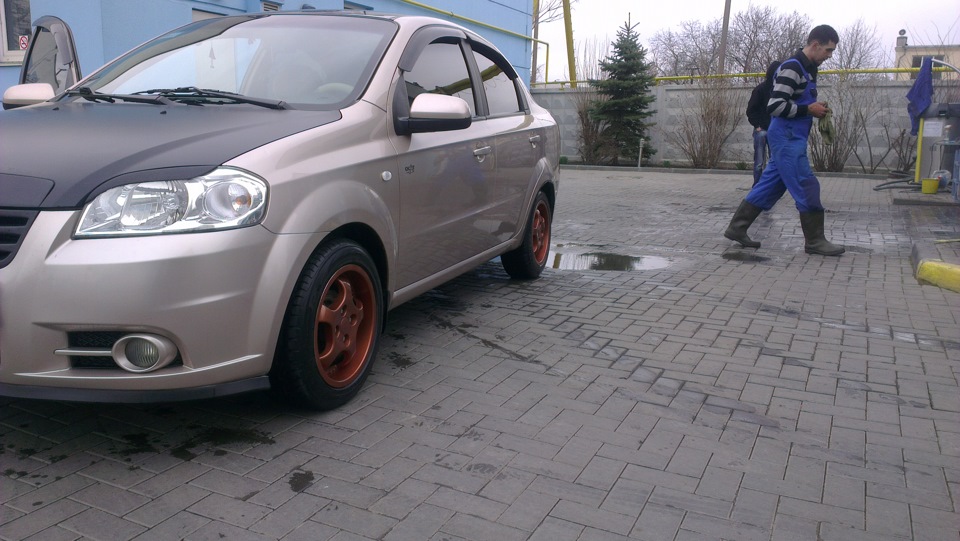 пофарбував колеса 5