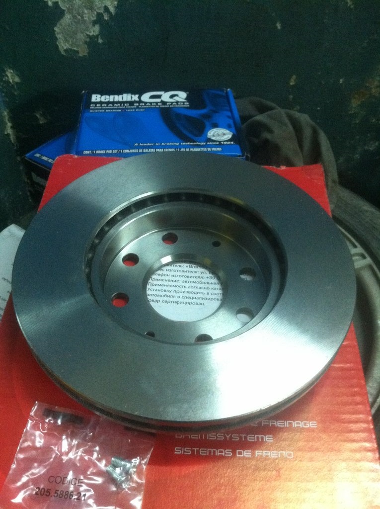 Прикупив собі Brembo 2