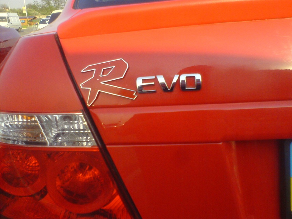 прощай колгосп. та привіт R-evo 4