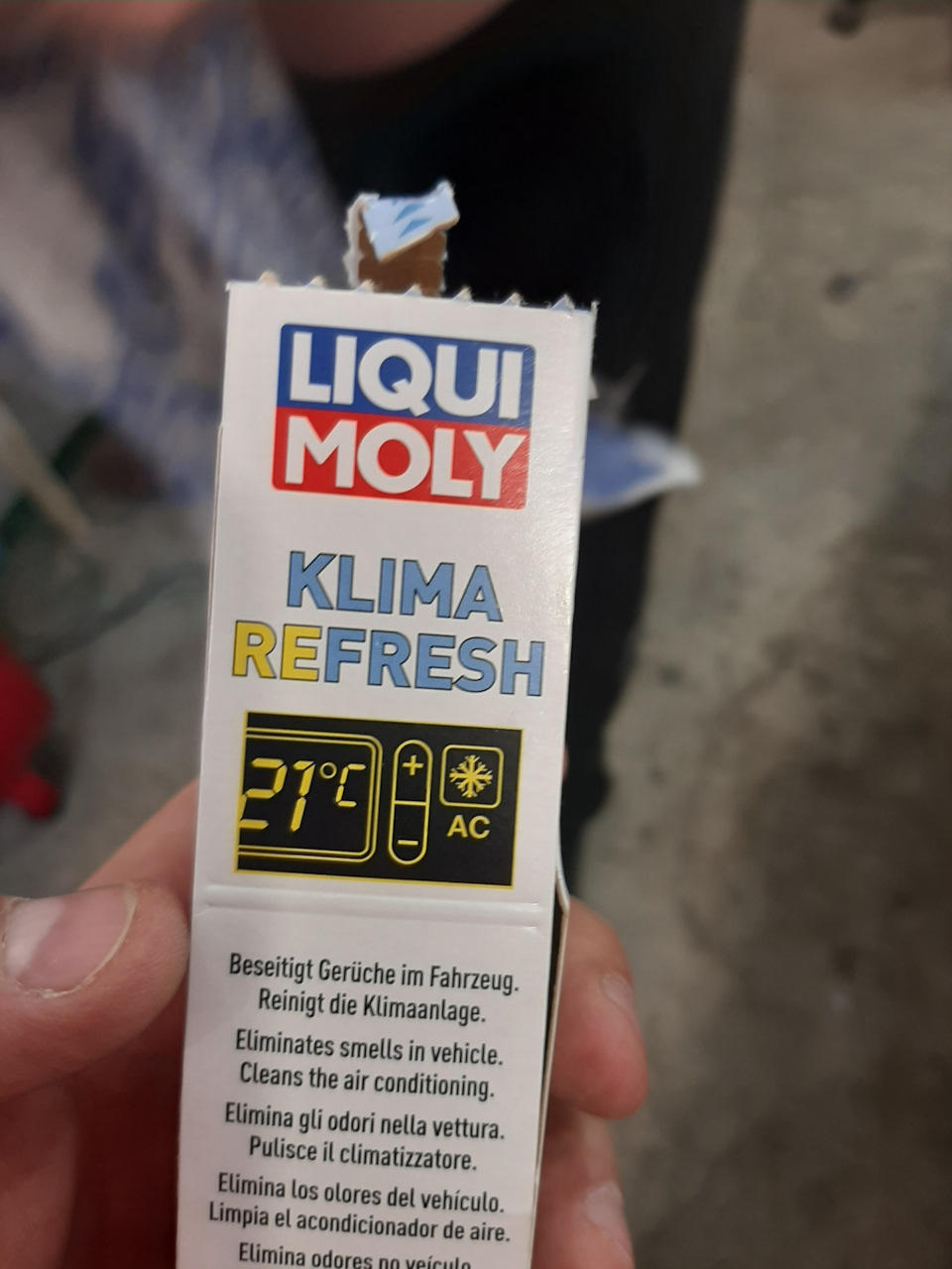 Дезінфекція кондиціонера за допомогою Лікві Молі 2