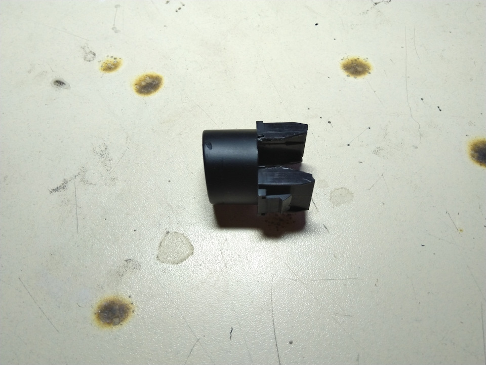 USB заряджання замість заглушки. 3