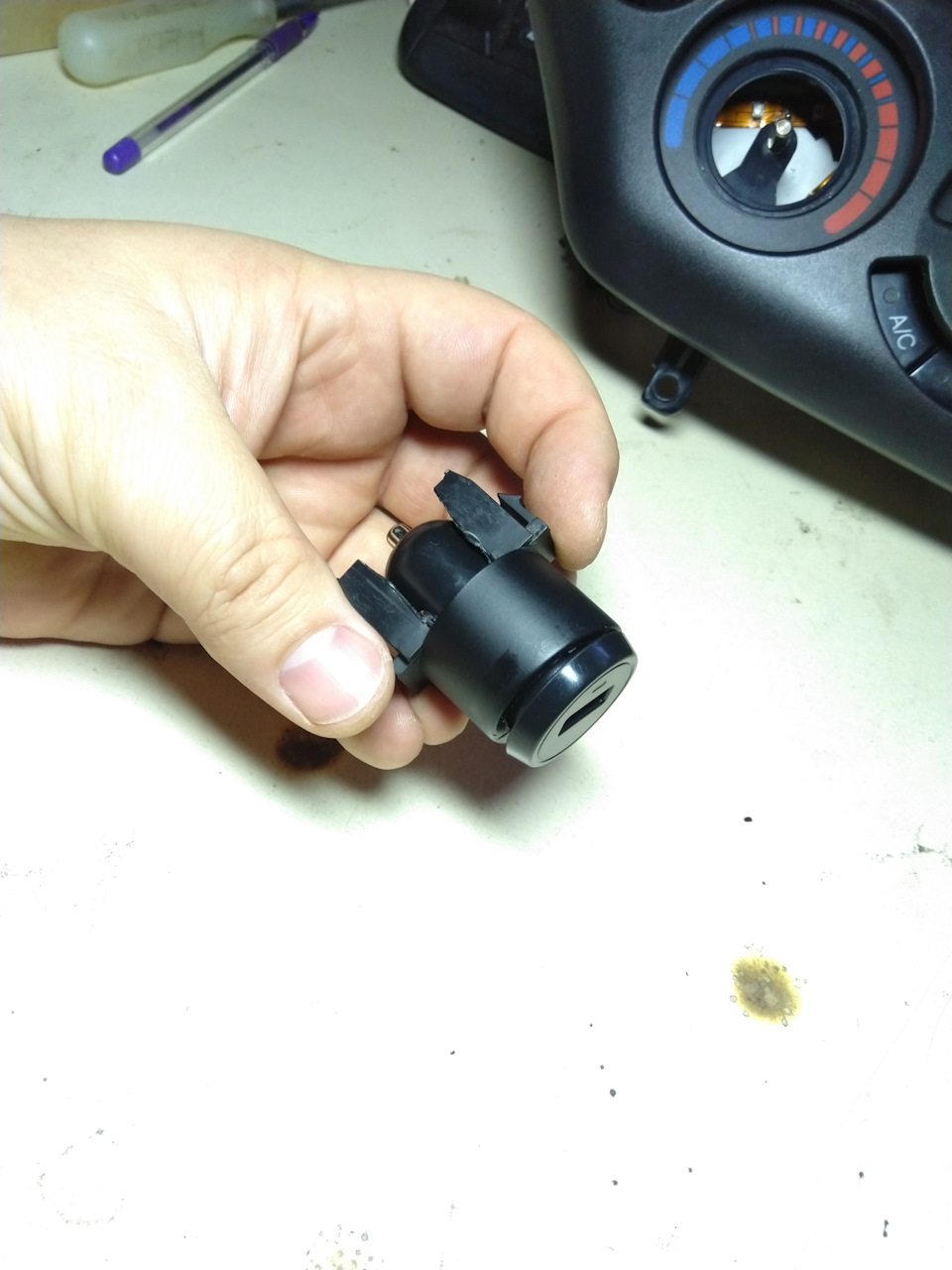USB заряджання замість заглушки. 5