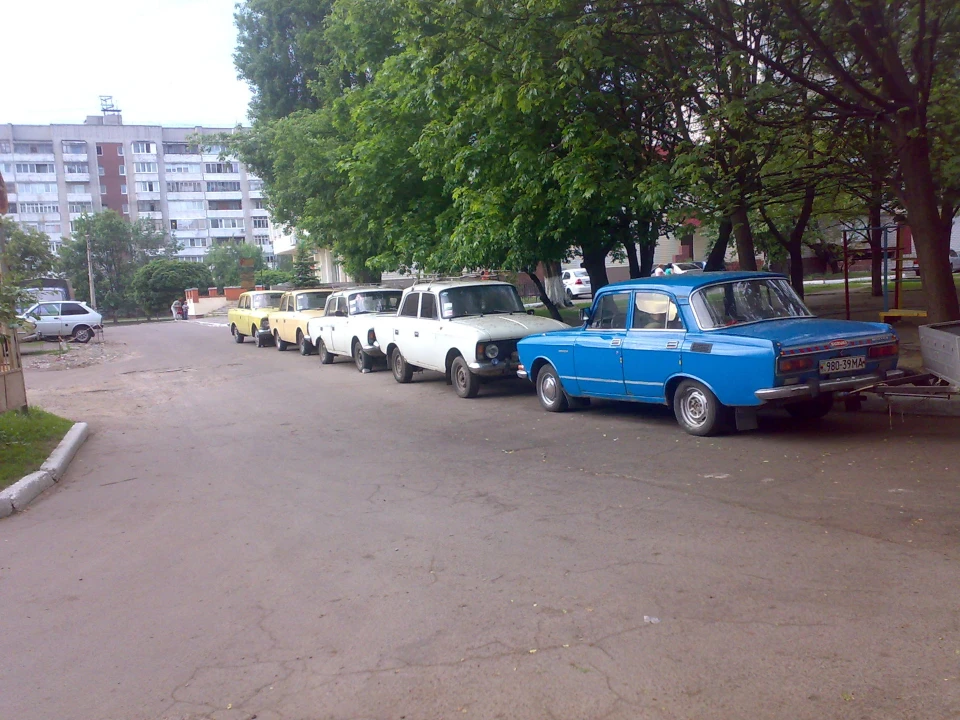 МОСКВИЧІ ...вони всюди ...