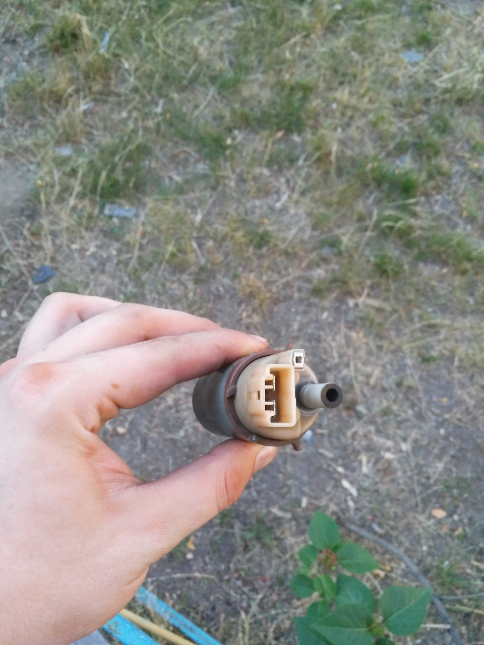 Заміна паливного насоса 4