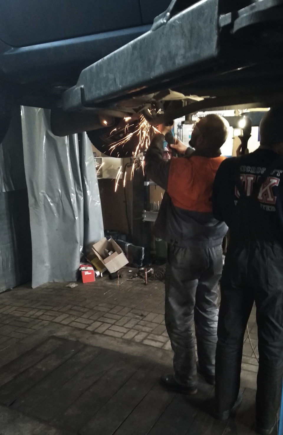 Заміна глушника та високовольтних проводів 3