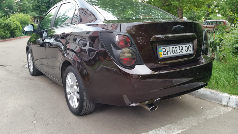Тонування задніх стопів. 2