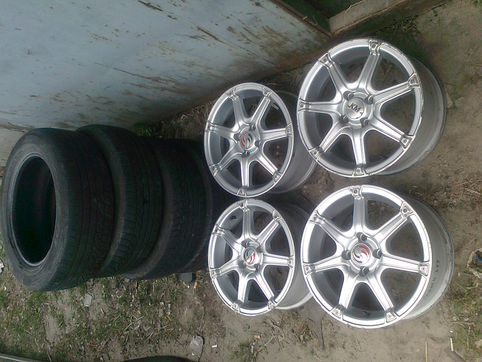 Продано литі диски Р15 4*100 або поміняю на лиття р14 4*100 3
