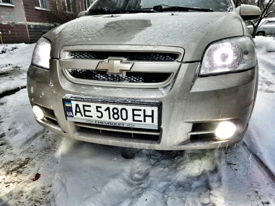 Нехай буде світло! Лінзи 2.5 XENON 5000 1