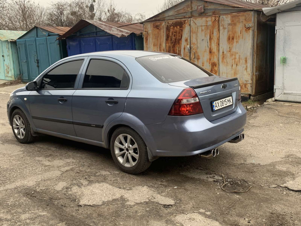 Подвійний вихлоп 1
