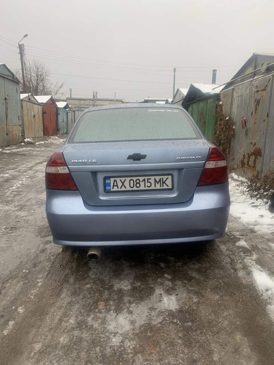 Ось так на машині виглядають ліхтарі)))