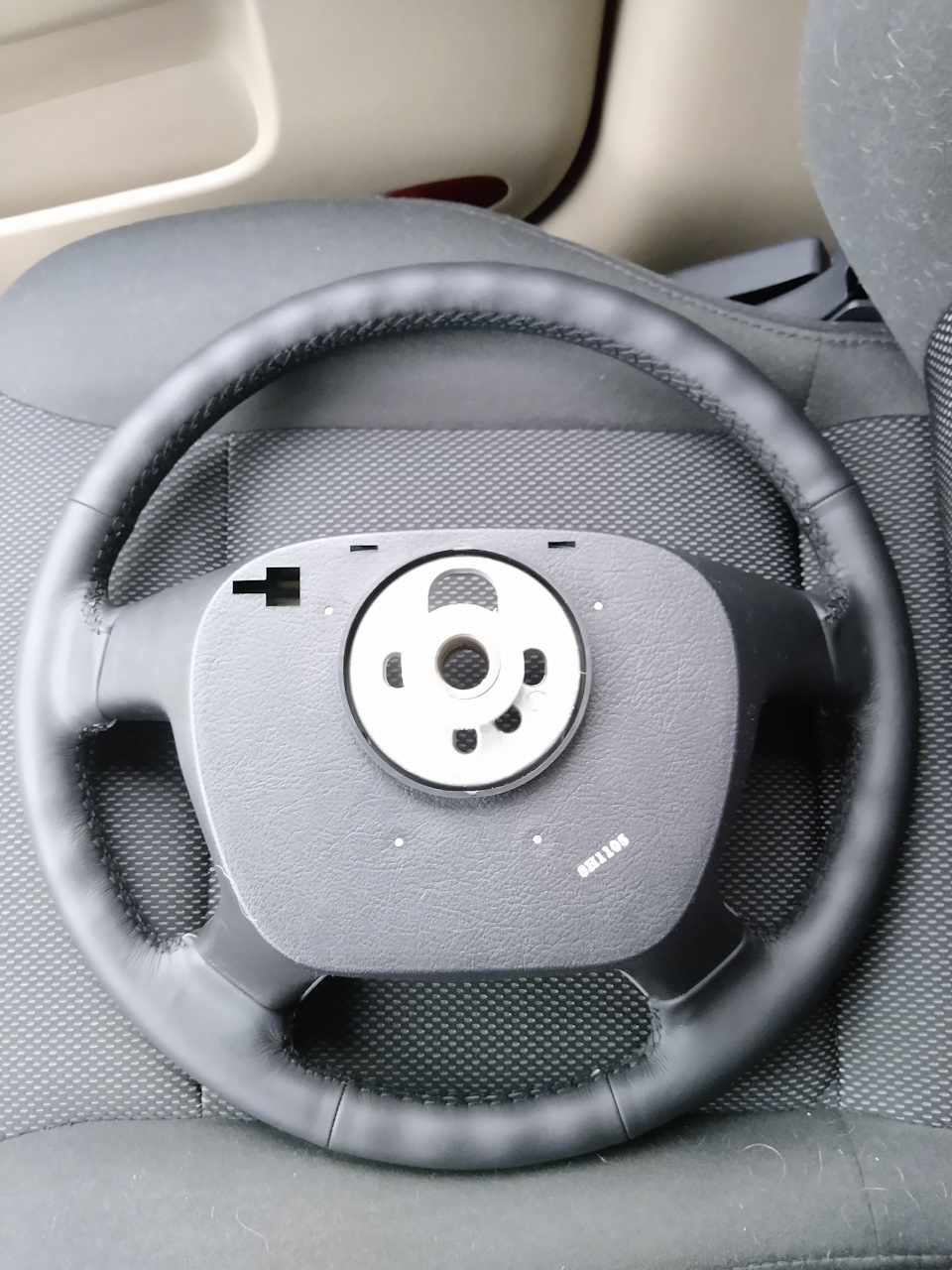 Шкіряне кермо з Lacetti (оригінал GM). 5