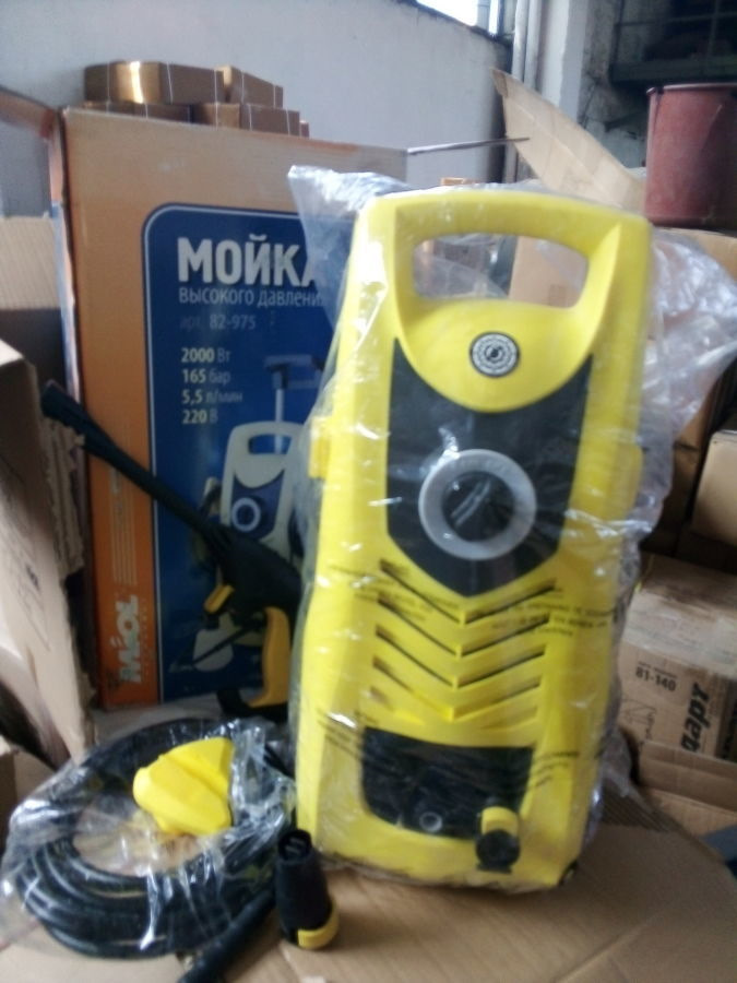 Мийка високого тиску Miol 82-975 і пінник MJJC з Ali. 1