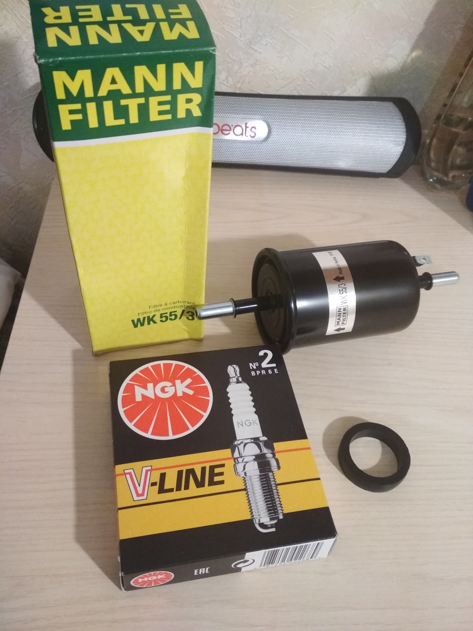Зміна свічок NGK 1