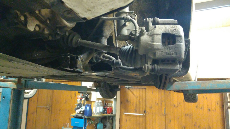 Заміна сайлентблока, миття, перевзуття. 1