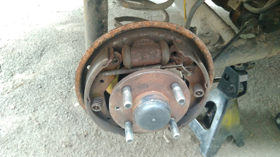 Заміна гальмівного циліндра. ABS продовження. 1