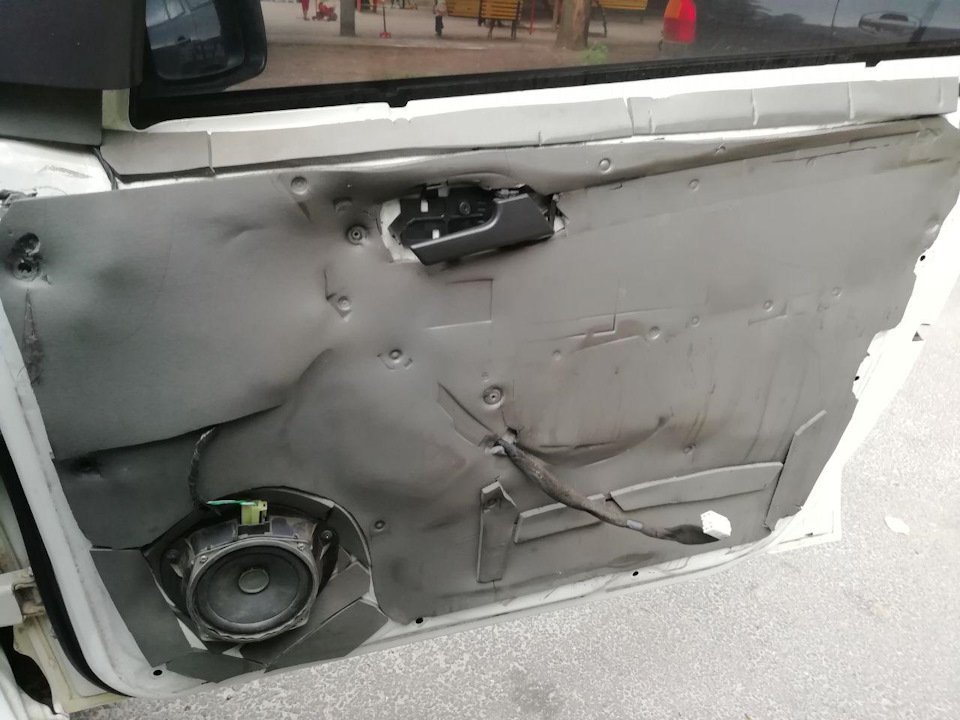 Заміна динаміків 3