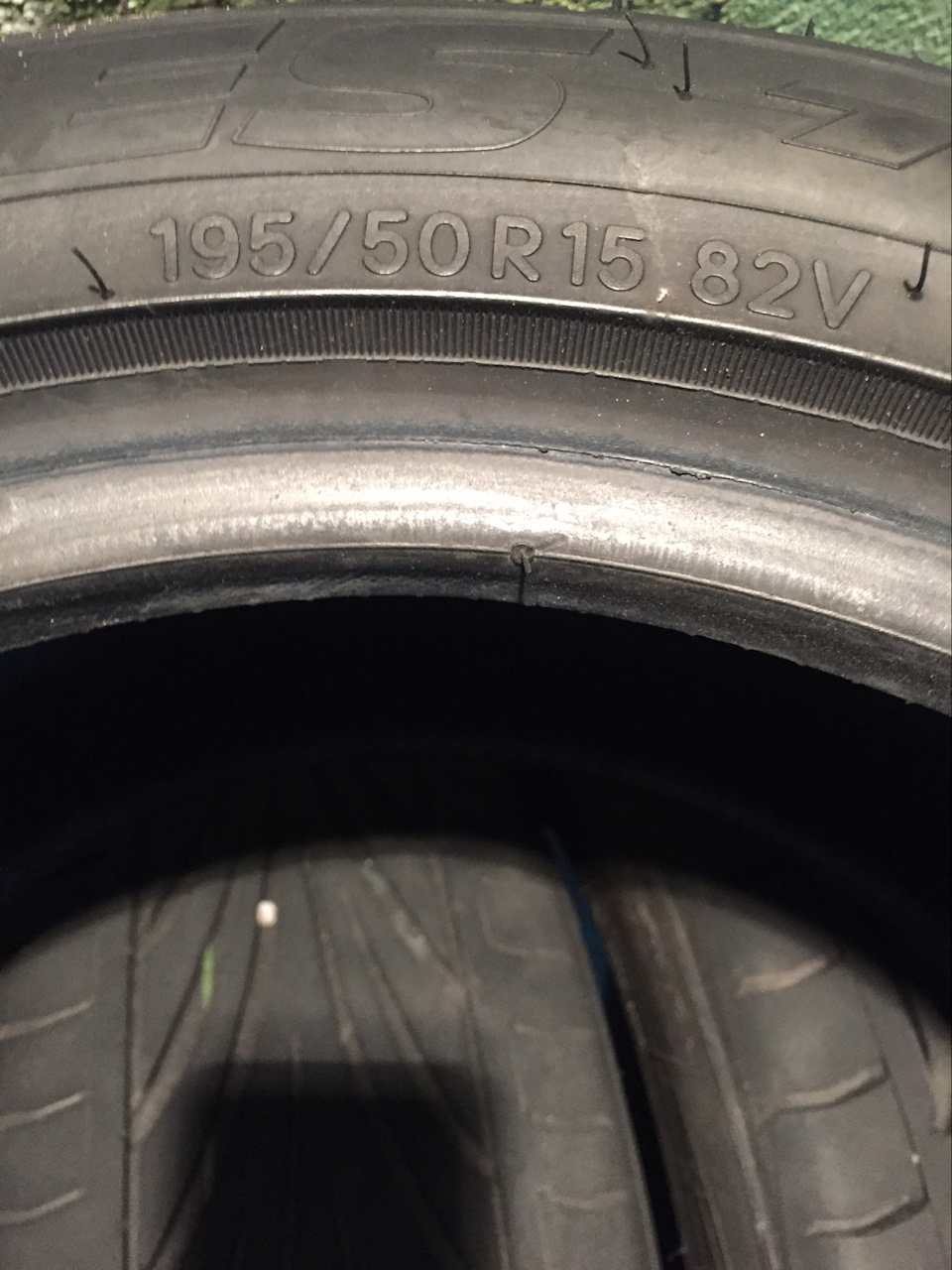 Продам резину 195 50 r15 4