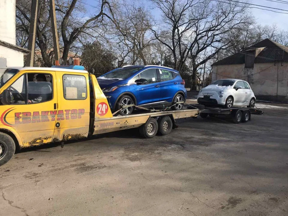Київ: приїзд, огляд, прошивка та новий сюрприз