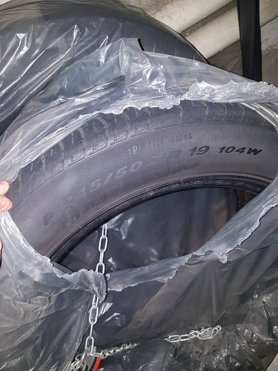 Яку на літо взяти? Continental ContiPremiumContact 6 245/50 R19 1