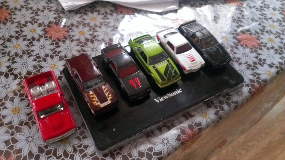 купив у колекцію ford mustang fox-body&chevy monte carlo ss 1