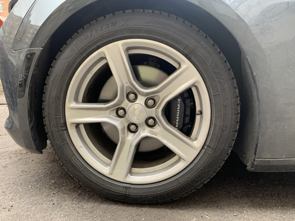 4-х поршневі супорти Brembo 1