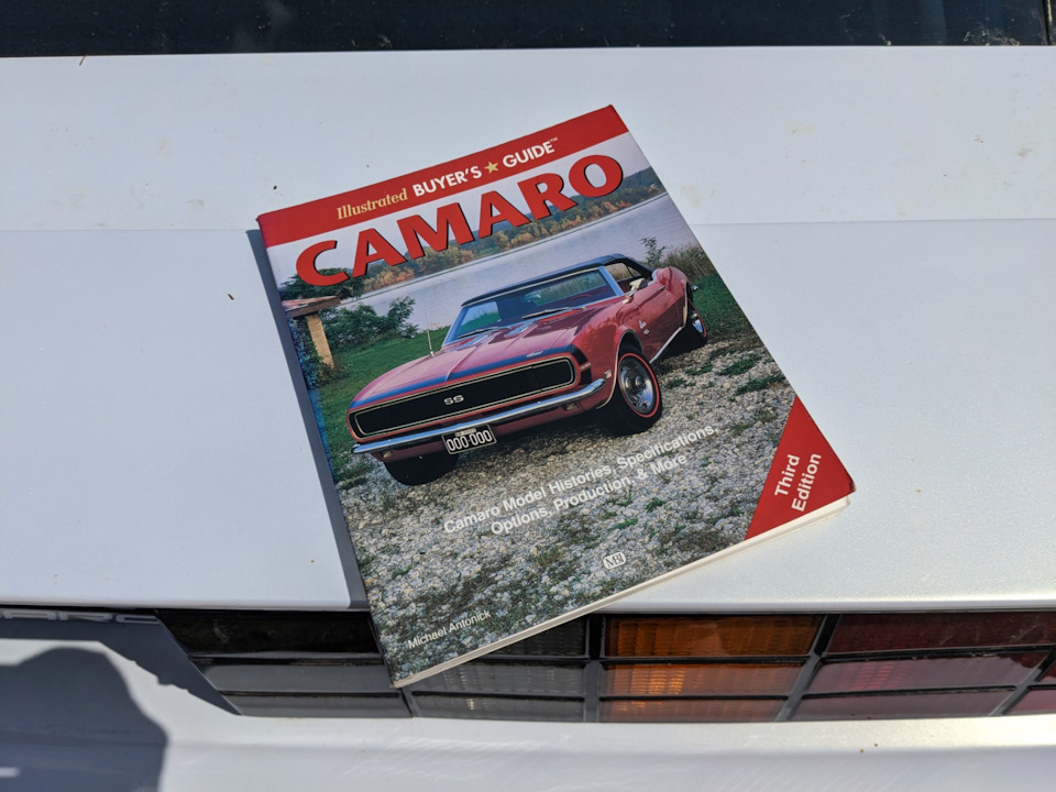 Camaro Illustrated Buyer's Guide 1
