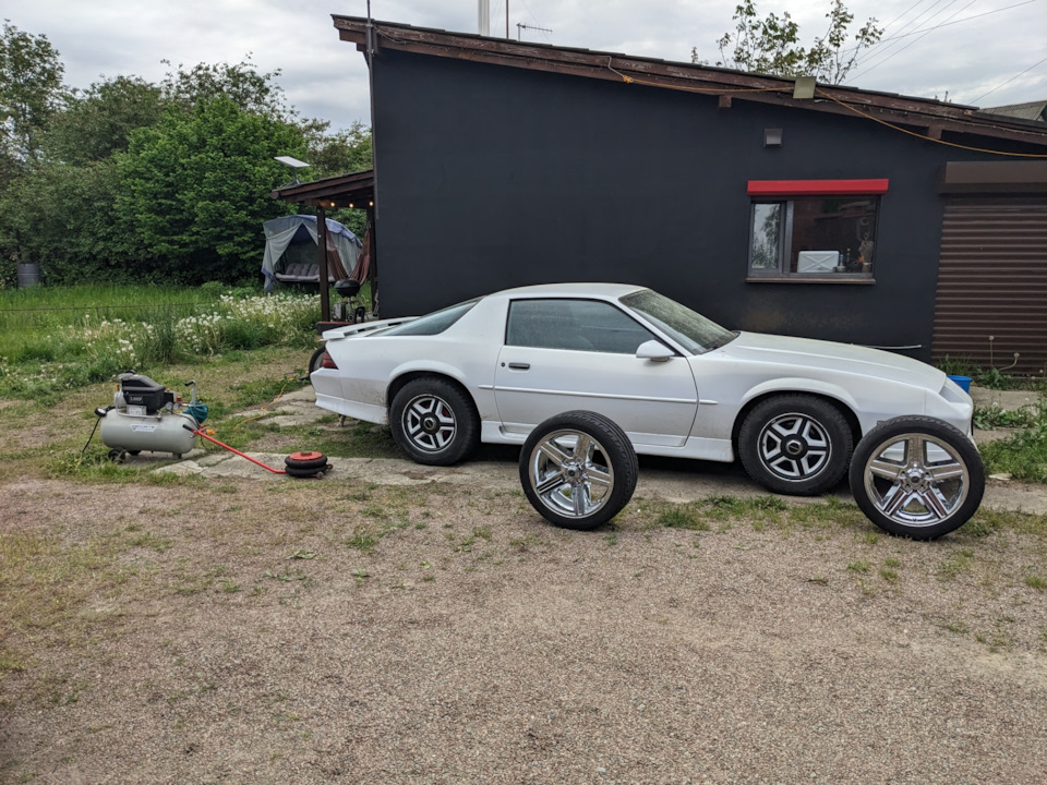Колеса American Racing 18 IROC 2