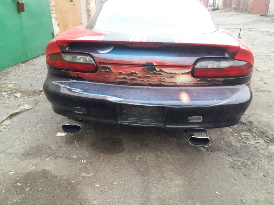 Продам запчастини на Camaro 3