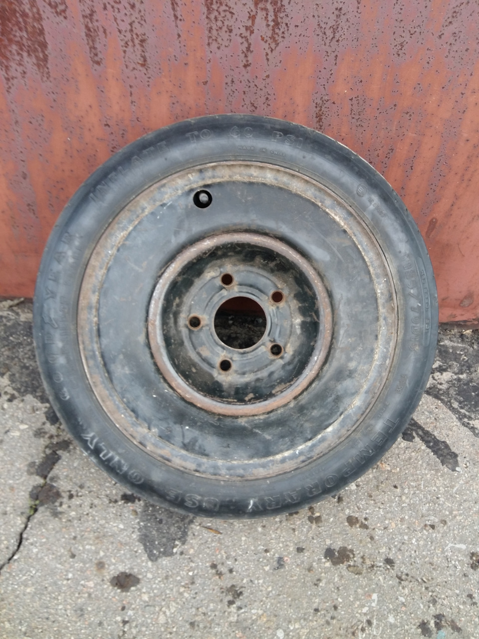 Продам запчастини на Camaro 1