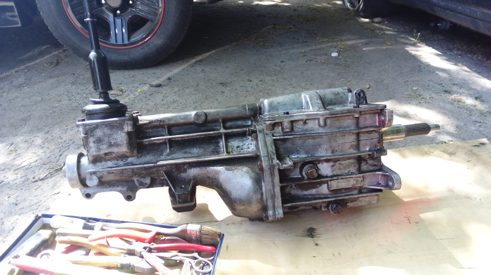 Ремонт коробки GM Borg Warner T-5 (Non-WC) та встановлення 9 Bolt мосту 1