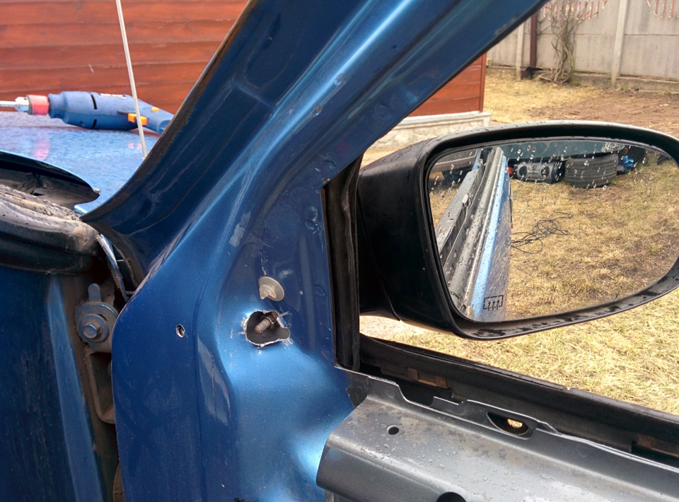 Підсумки вихідних: вентилятори від GTO, дзеркала 95-96 та ремонт крісла 4