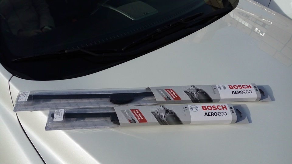 Безкаркасні двірники Bosch AeroEco 1