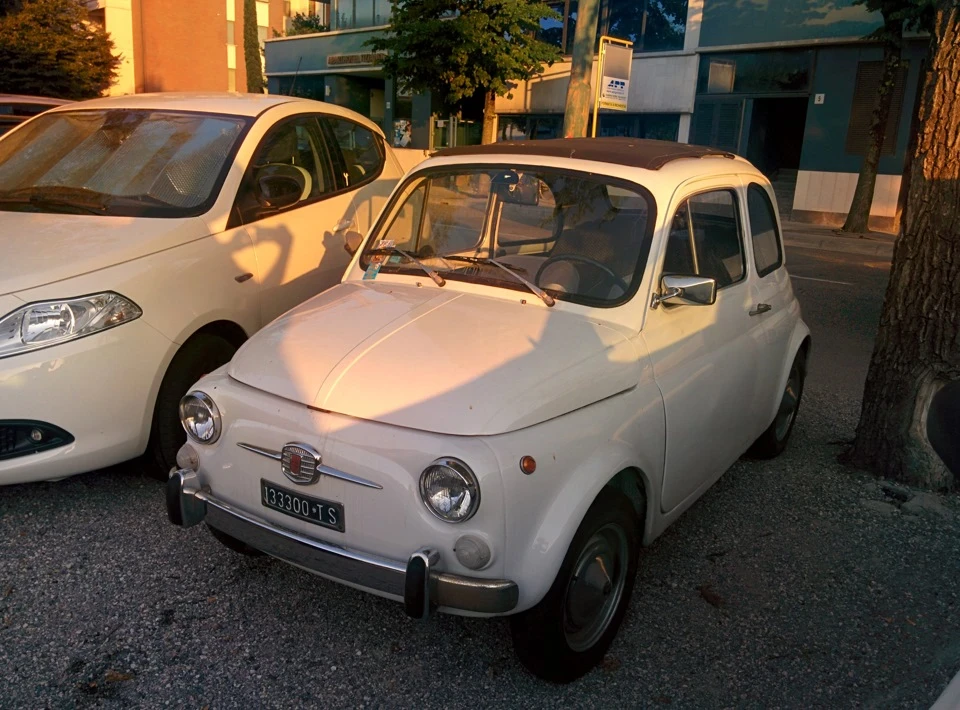 Random Encounter. Fiat 500. Cinquecento