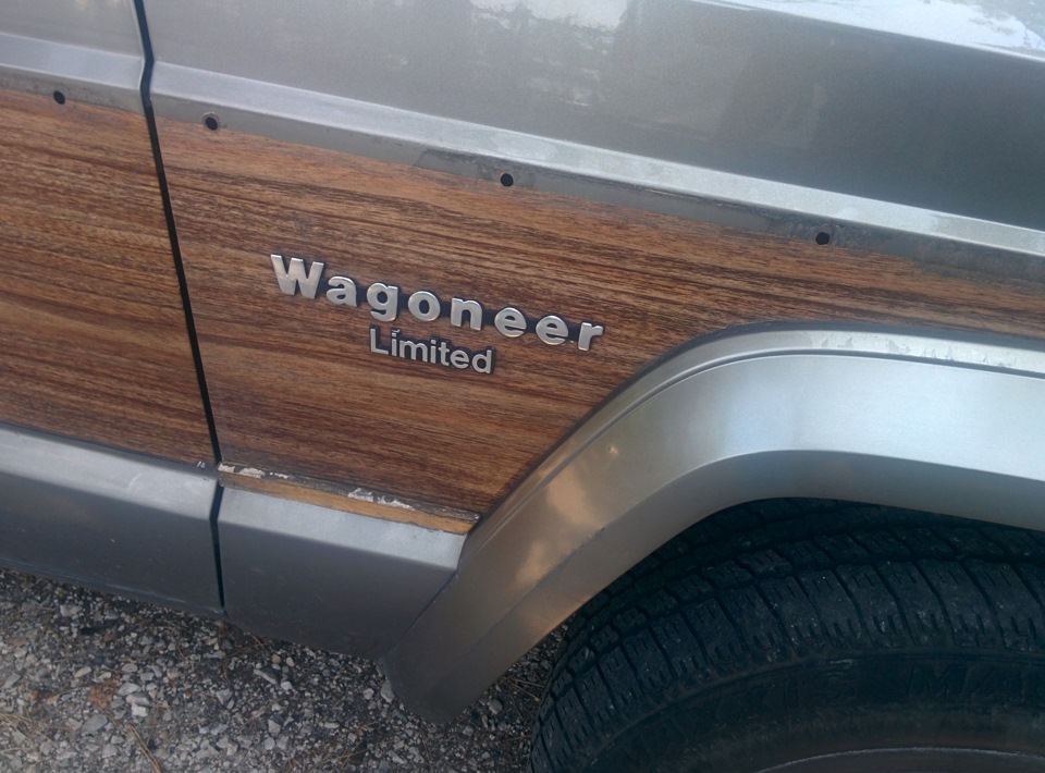 Random Encounter. Jeep Wagoneer Limited (XJ) 2