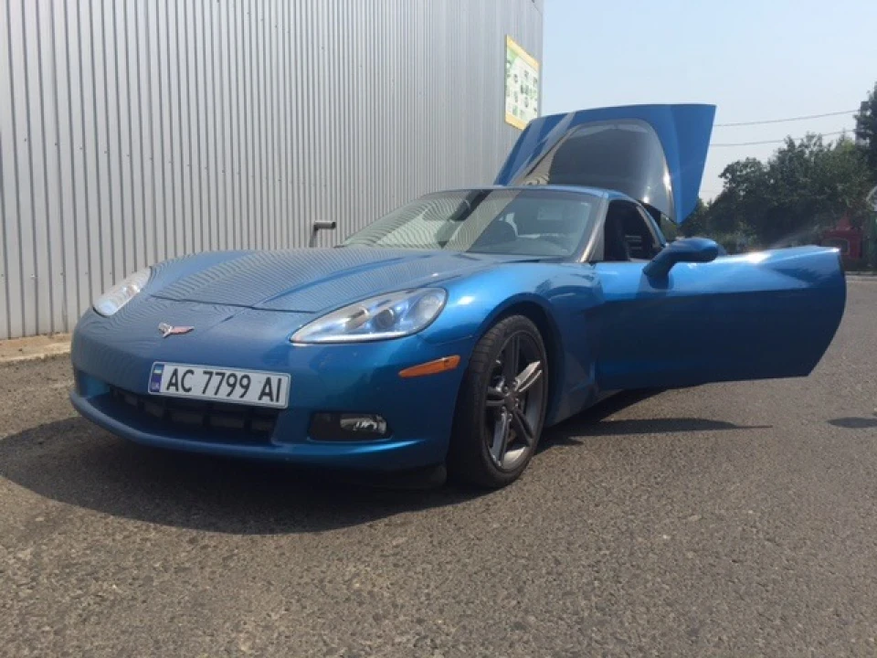 Свіжі фото мого Chevrolet Corvette